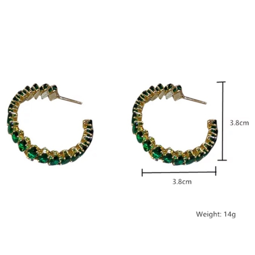 🌟 Green Hoop Earrings - Picture 3 of 3